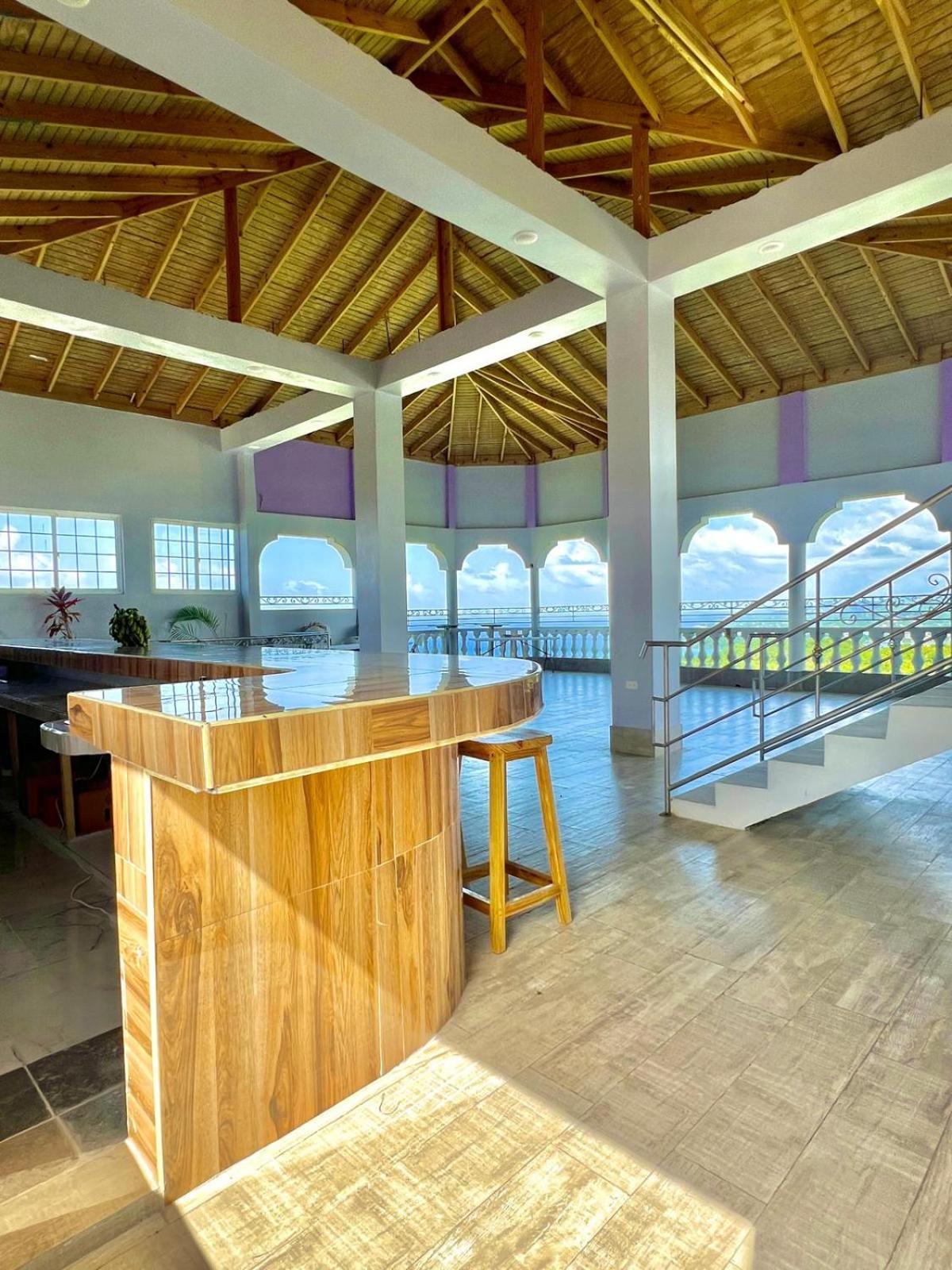 Misbhaven Resort And Spa ปอร์ตอันโตนิโอ ภายนอก รูปภาพ