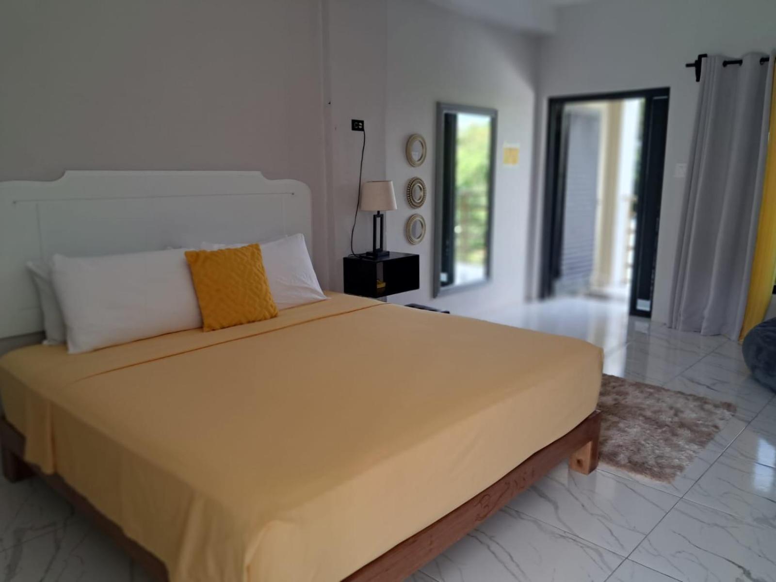 Misbhaven Resort And Spa ปอร์ตอันโตนิโอ ภายนอก รูปภาพ